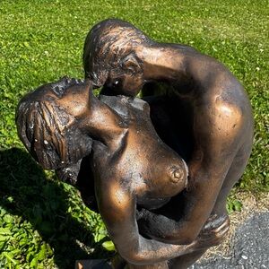 Vintage Austin Production 1974 Bronze Couple Sculpture Passion Kiss